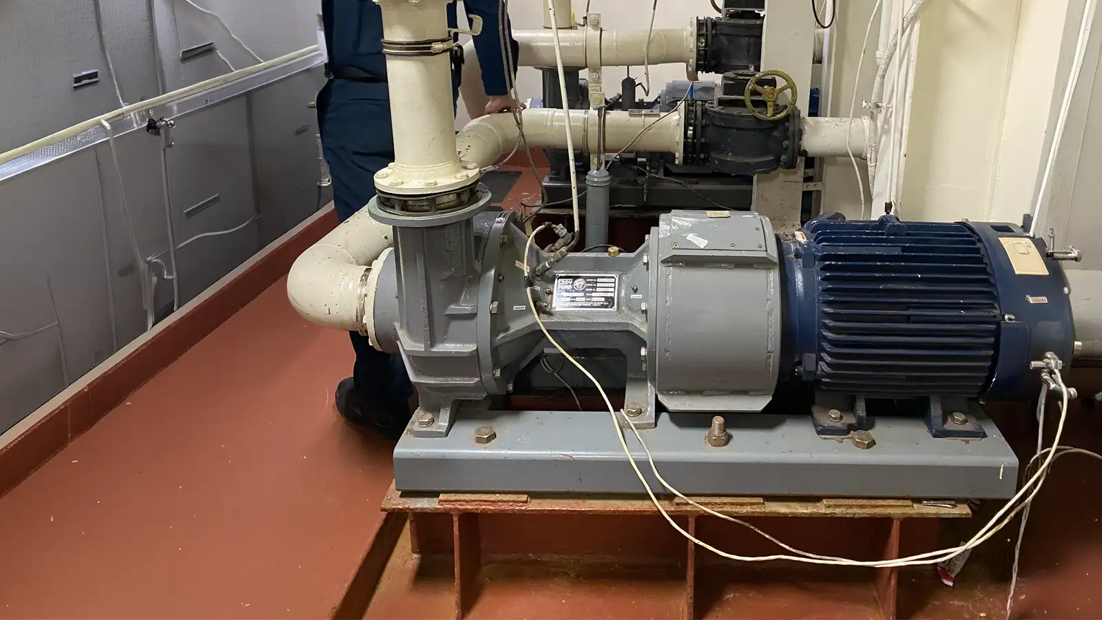Navy and Marine Pumps 2