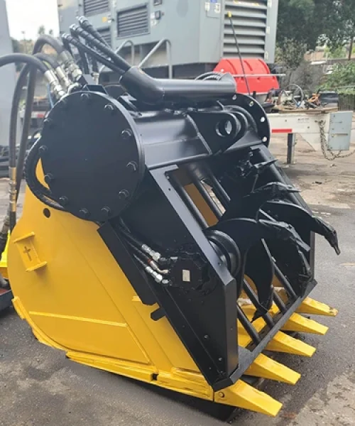 Dimensions and Construction Excavator Pump & Bucket