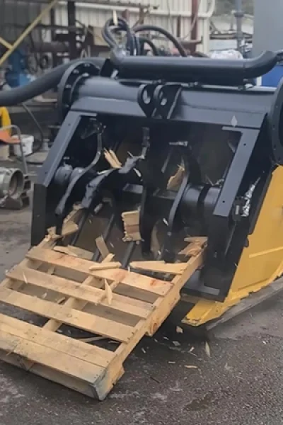 Performance Specifications Excavator Pump & Bucket